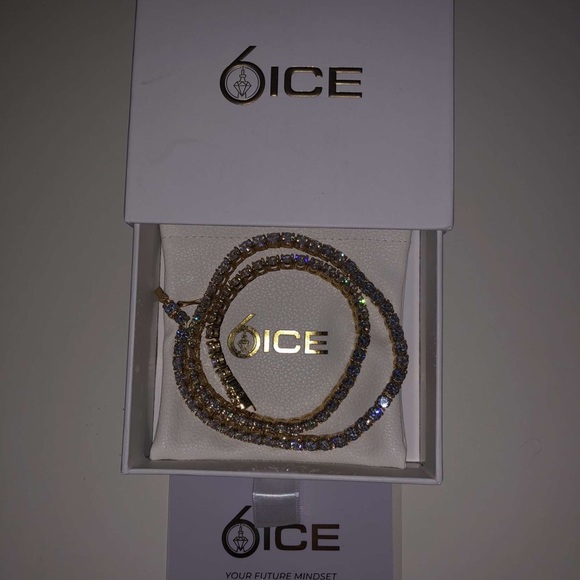 18KT Gold Plated Tennis Chain - Picture 2 of 4